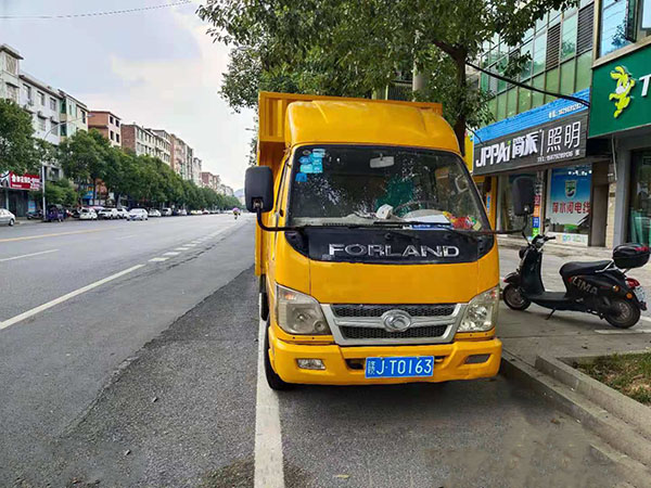 工具發(fā)電兩用車
