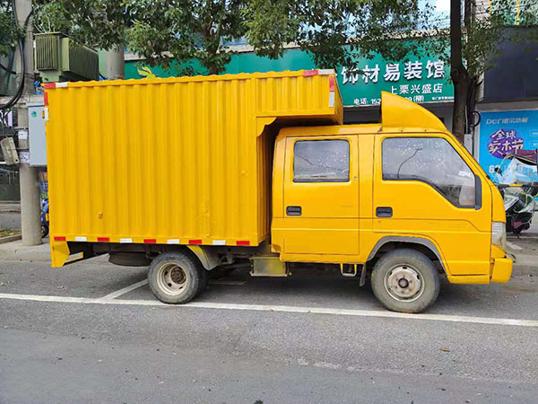 工具發(fā)電兩用車